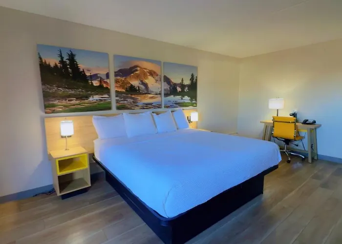 Days Inn By Wyndham RenoAirport Hotel